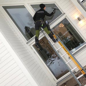 Fönsterinstallatör av Putsarent fönsterputs Karlstad – projekt 6